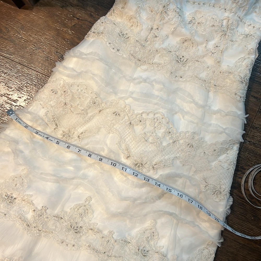 David's Bridal White Strapless Tiered Lace Wedding Gown - Picture 5 of 6